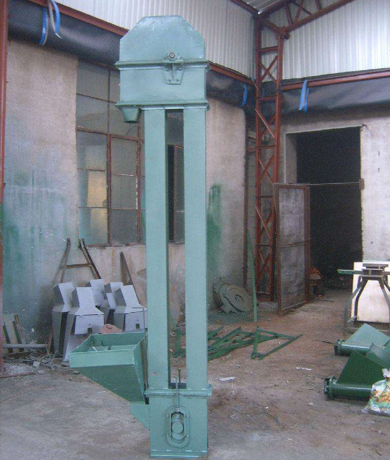 淺談環(huán)鏈斗式提升機(jī)輸送帶的安裝，調(diào)試和維護(hù)